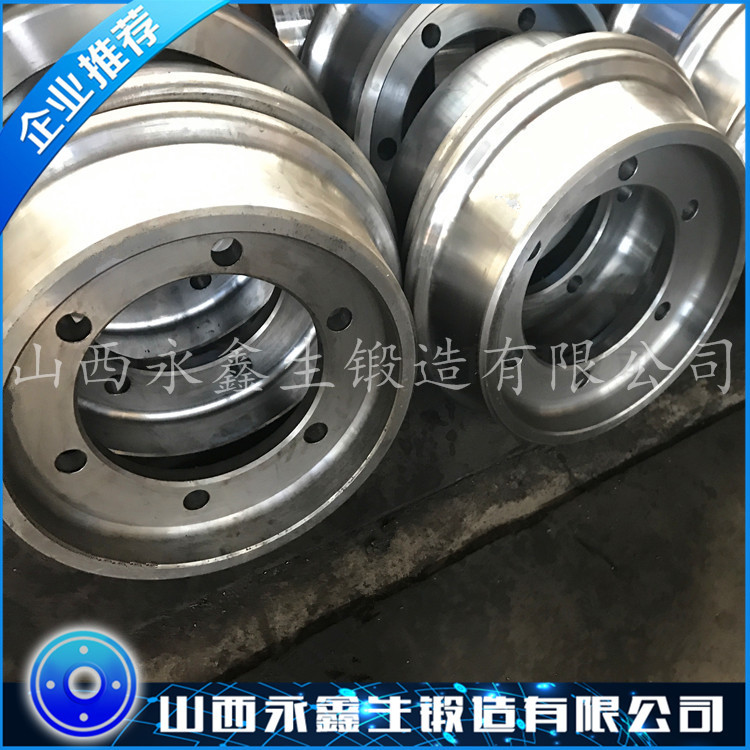 三軸轉(zhuǎn)向架車輪鍛件